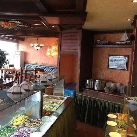 Sunny Bay Sea View ポモリエ