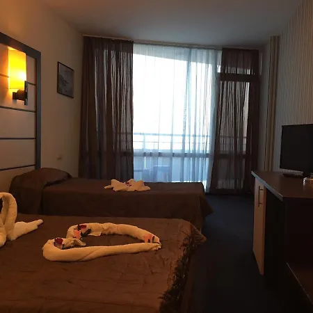 Sunny Bay Sea View 3* ポモリエ
