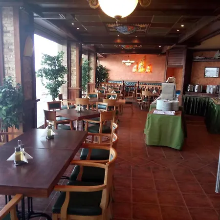 Sunny Bay Sea View 3* ポモリエ